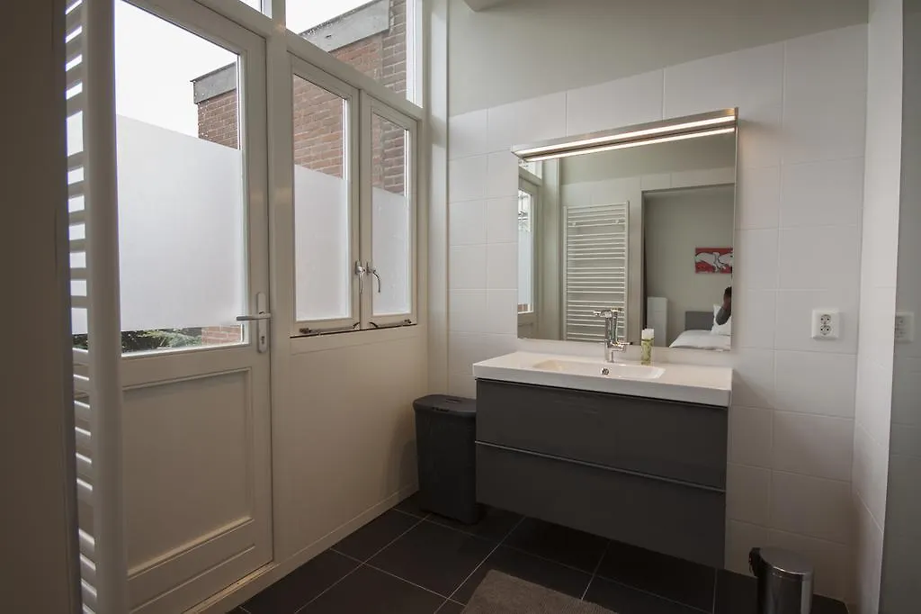 Savina City Centre Apartment Near Beach, Station And Shops Zandvoort