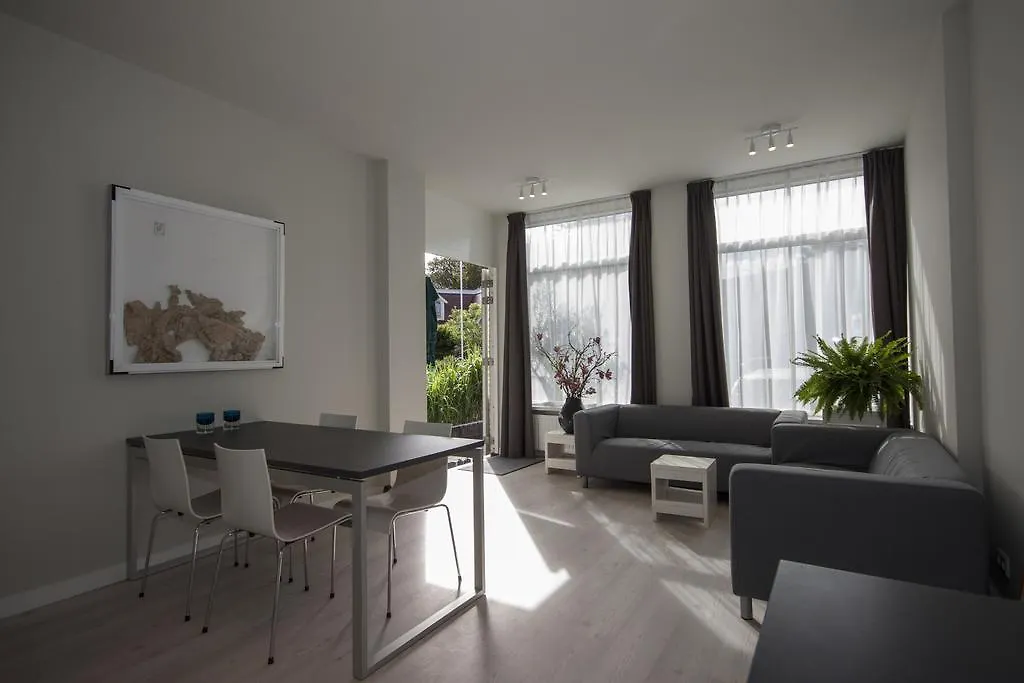 Savina City Centre Apartment Near Beach, Station And Shops Zandvoort 0*,